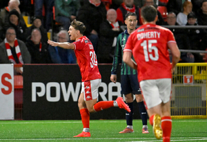 BOYLE Sports Premiership Larne vs Cliftonville