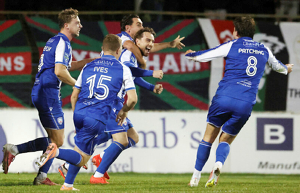 BOYLE Sports Premiership Glentoran vs Coleraine